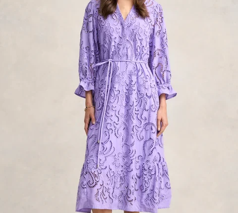 How to style women’s long sleeve tops for every occasion