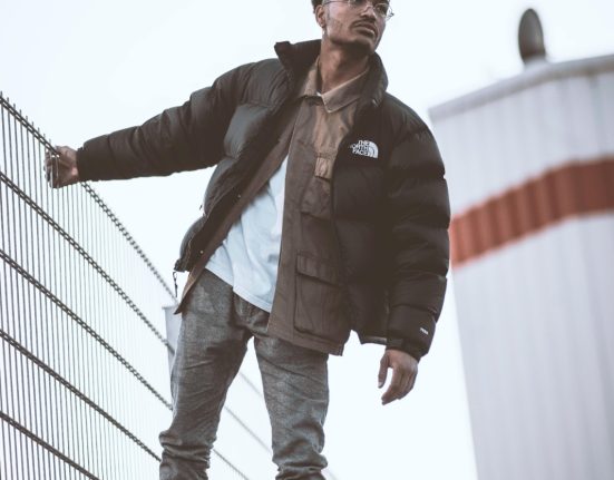 Rediscovering the Charm of Men's Vintage Clothing: 80s, 90s, and 00s