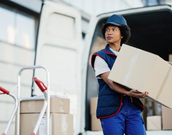 5 Reasons To Choose A Top-Rated Moving Company