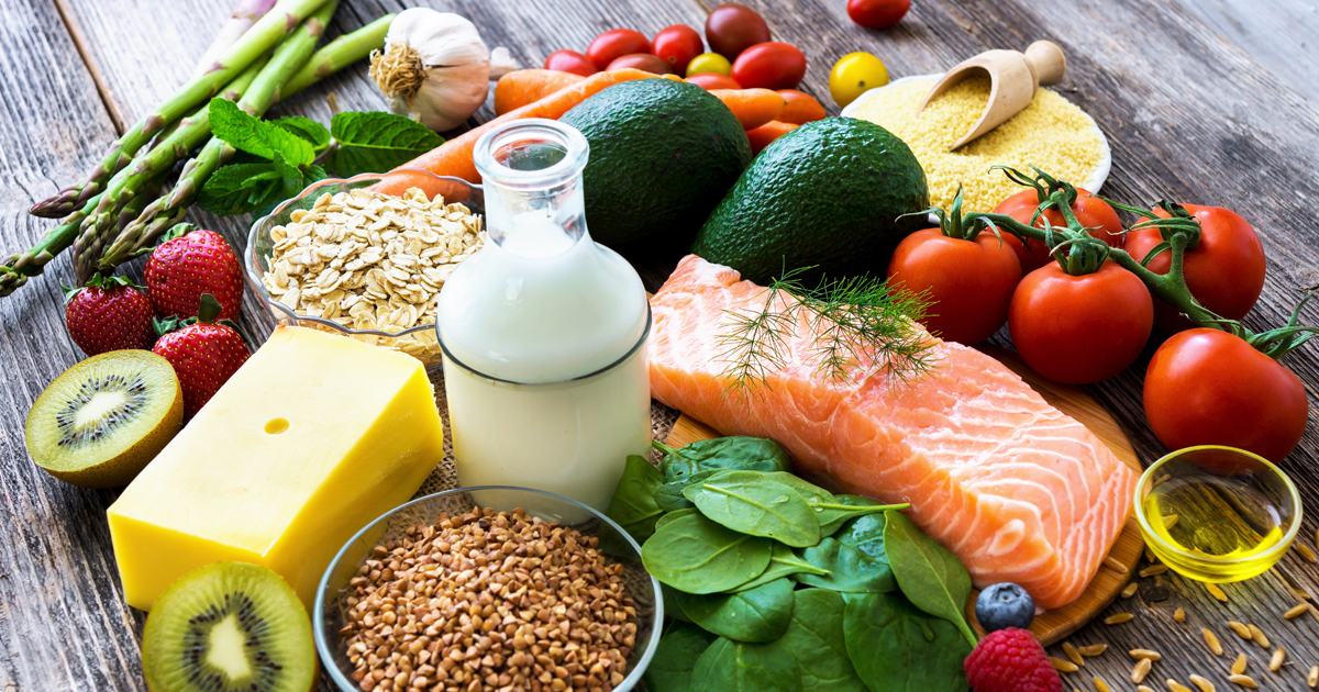 Myths about Healthy Eating: Debunking Popular Misconceptions