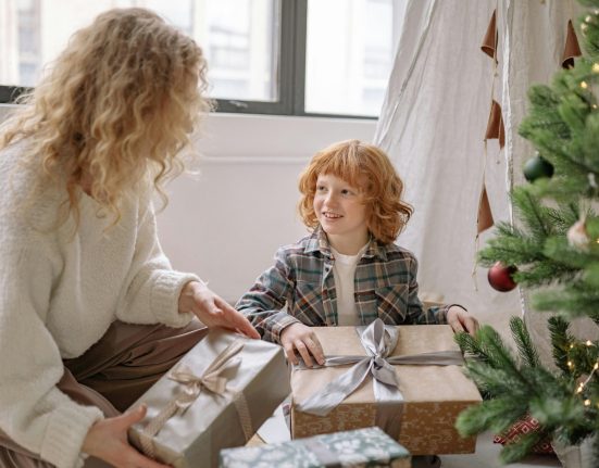 look what momfound give away