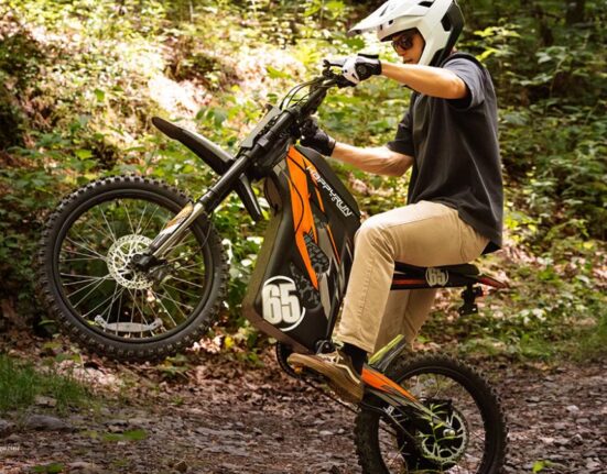 low-noise electric camping gear