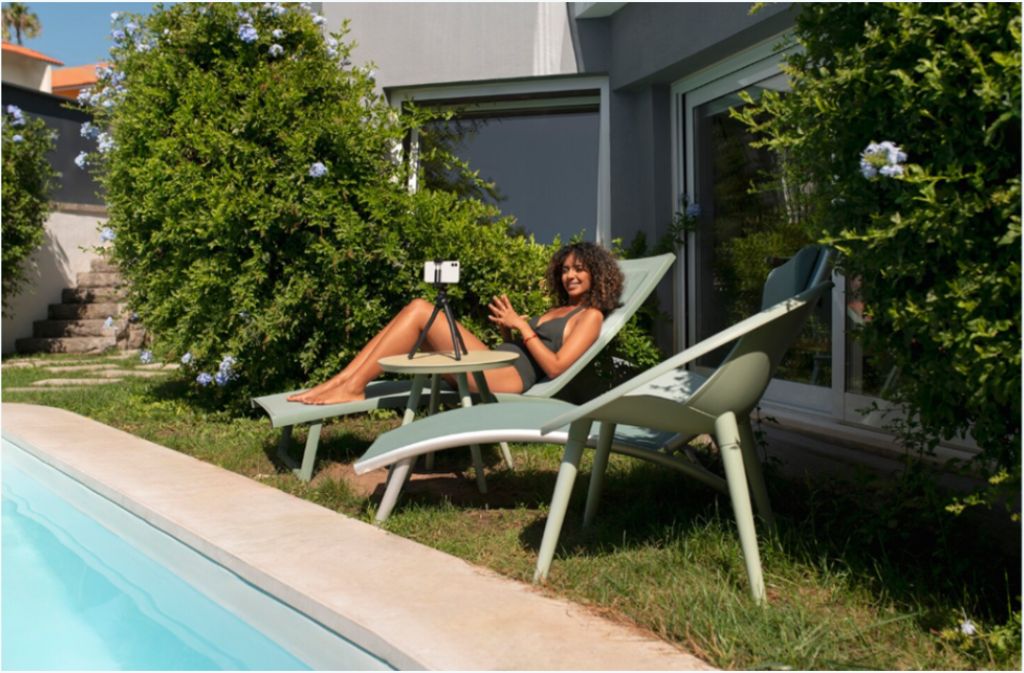 Vision and Structure Guiding Outdoor Planning