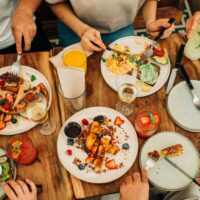 brunch spots for groups in Chicago