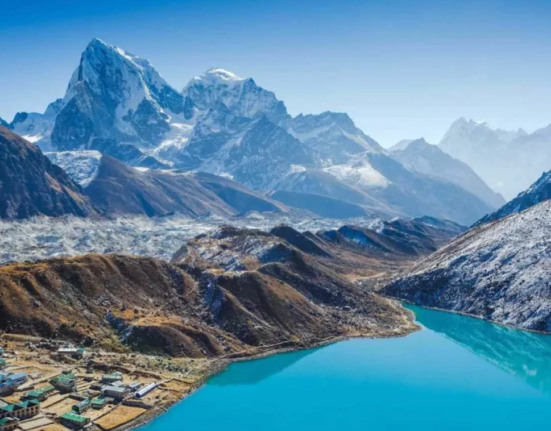 everest region flora and fauna