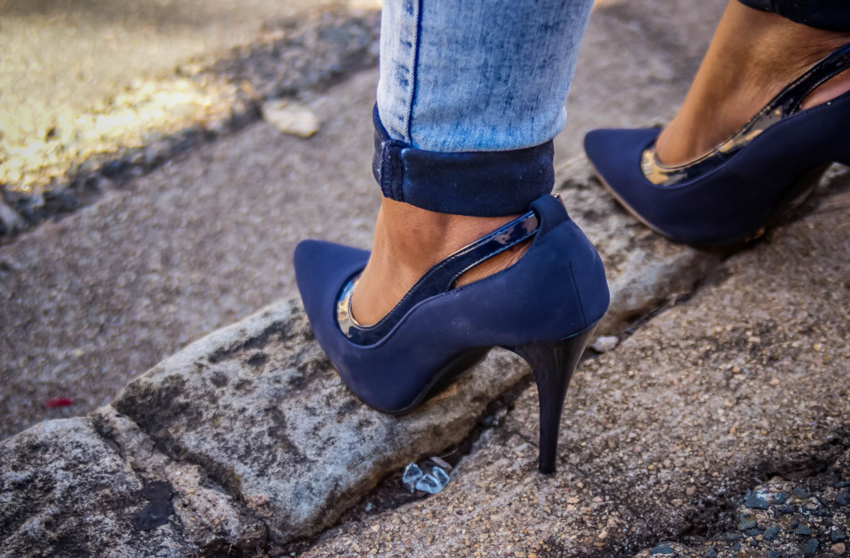 Women's Wide-Fit Shoes