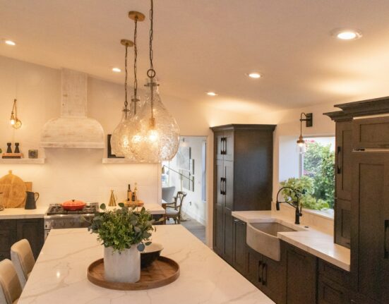 Make A Kitchen Both Functional And Beautiful