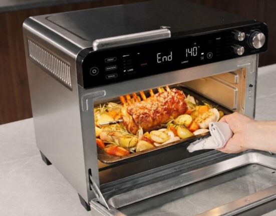 AI-powered ovens