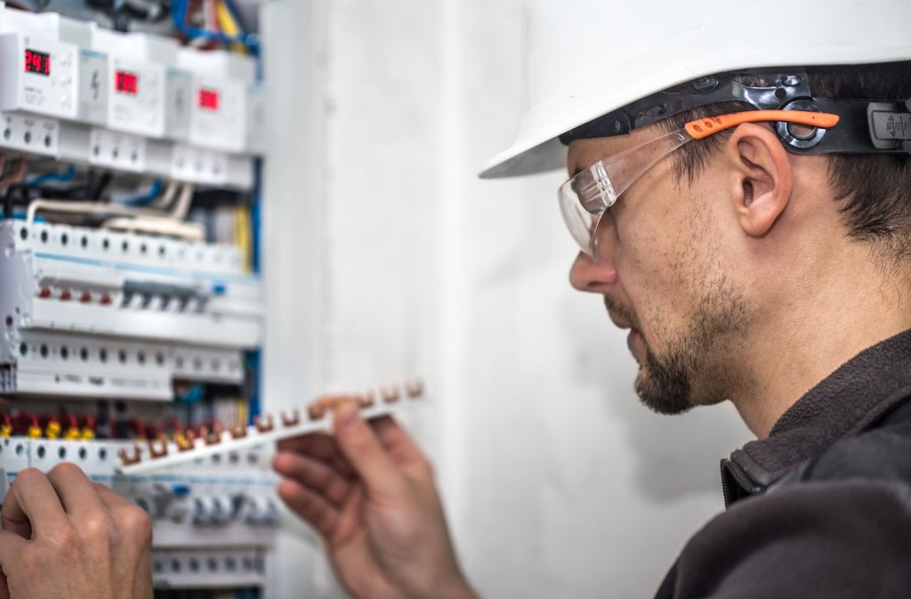 custom electrical switchboard design specifications