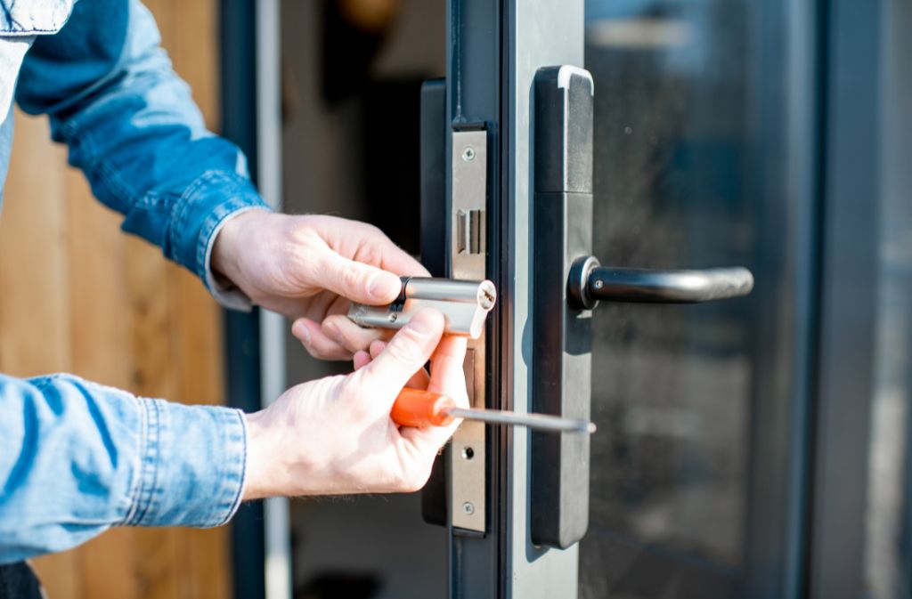 multipoint lock