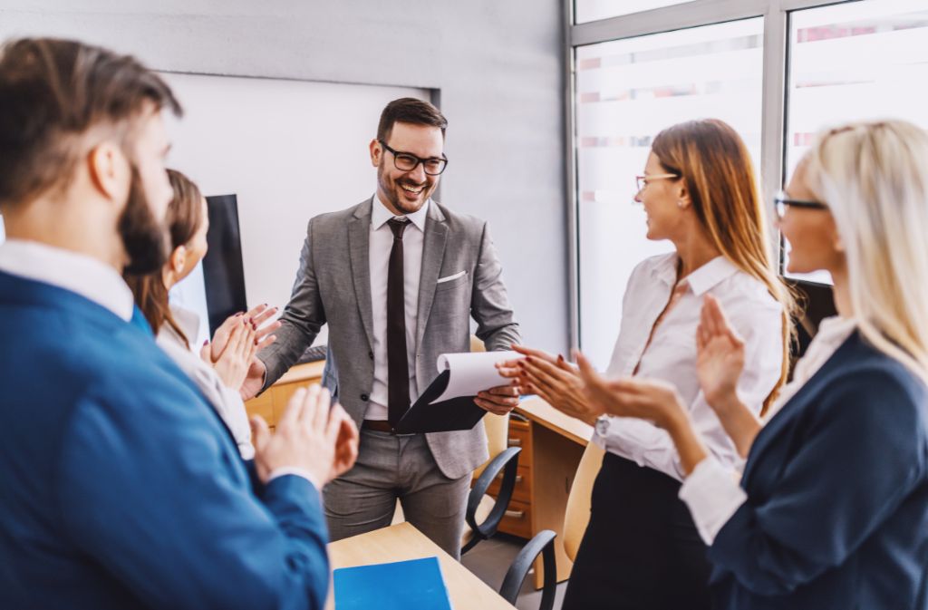 interim sales director for growth-stage startups US