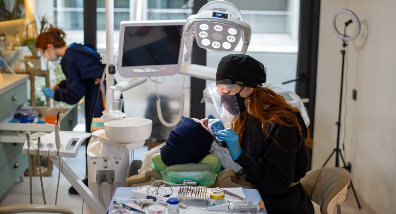 Cronos Dental Clinic