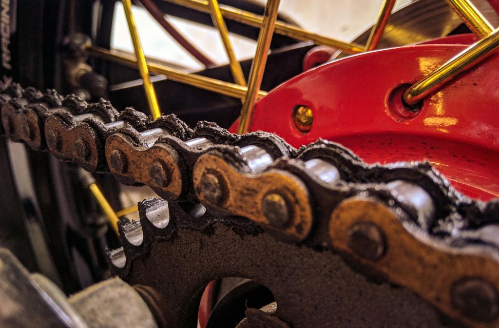 wheel flange lubrication system