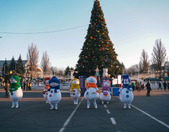 9 Christmas Entertainment Ideas