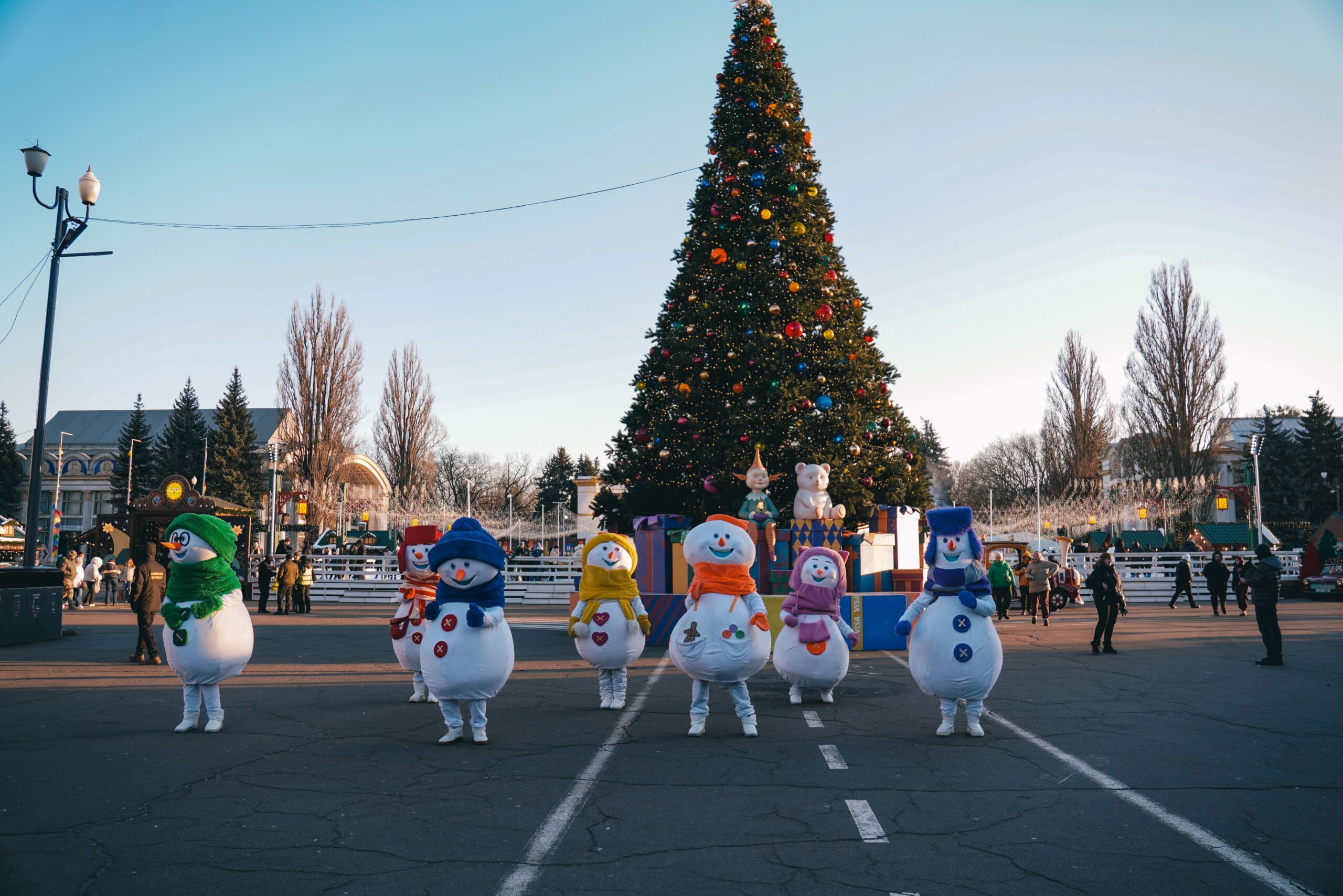 9 Christmas Entertainment Ideas